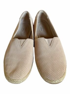 Clarks Danelly Sky Blush Suede Perforated Loafers Size 8.5